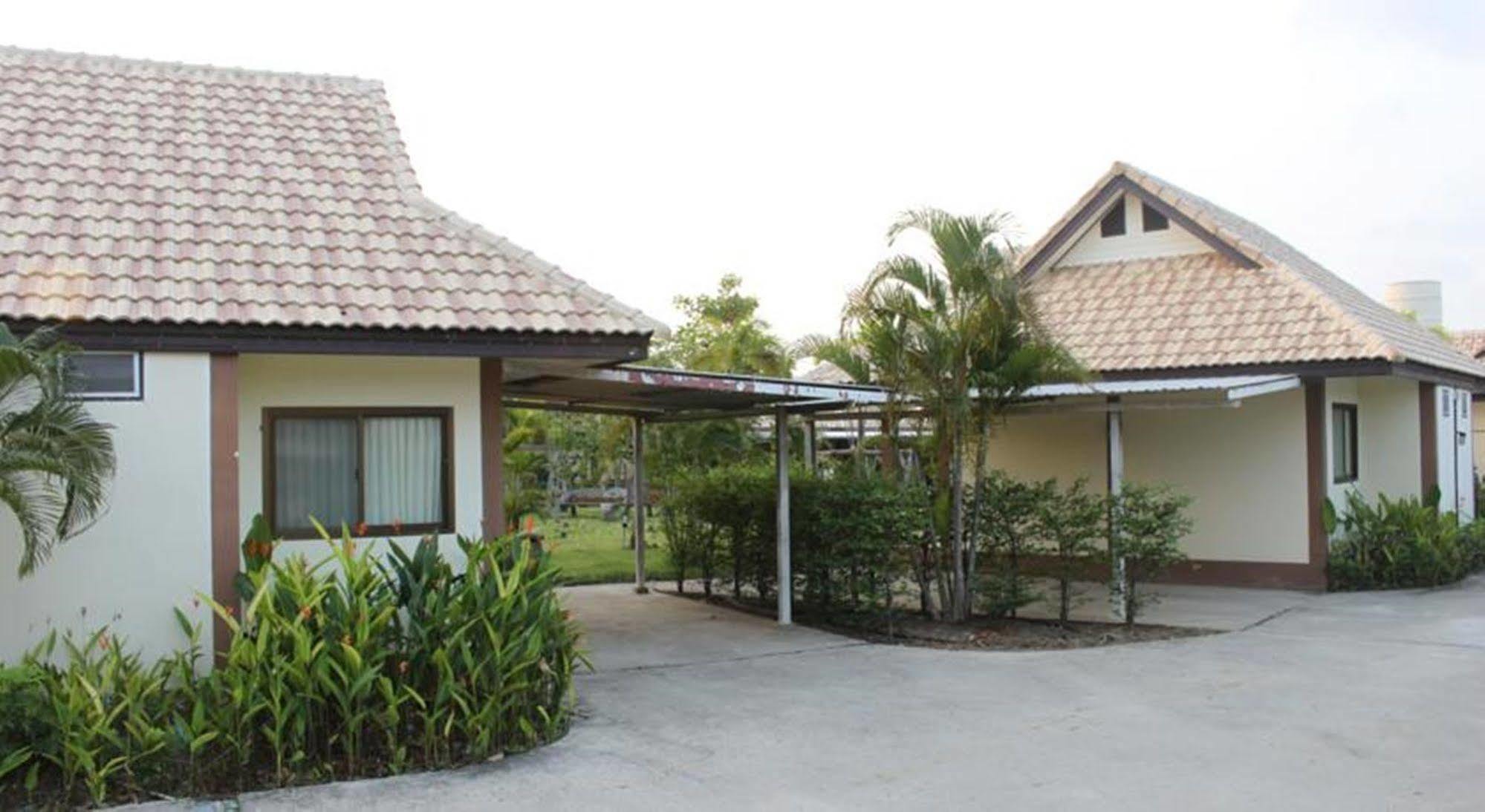 Saraburi Garden Resort Sara Buri Exterior foto